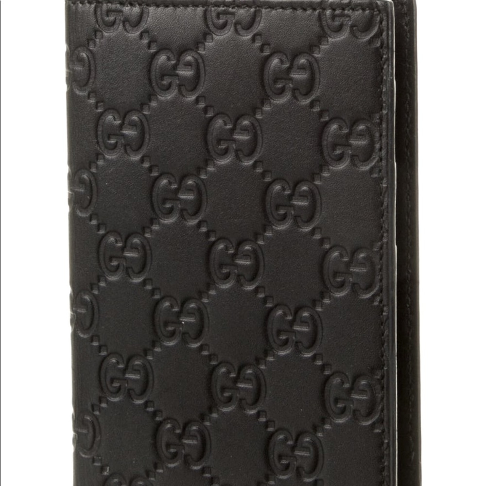 Gucci GG Signature Leather Bifold Wallet